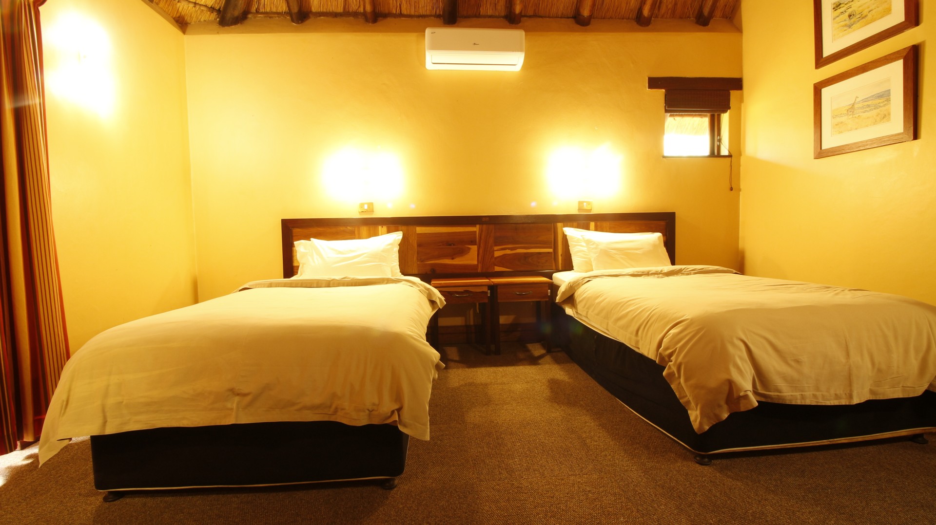 Hluhluwe-iMfolozi Park (Hilltop)