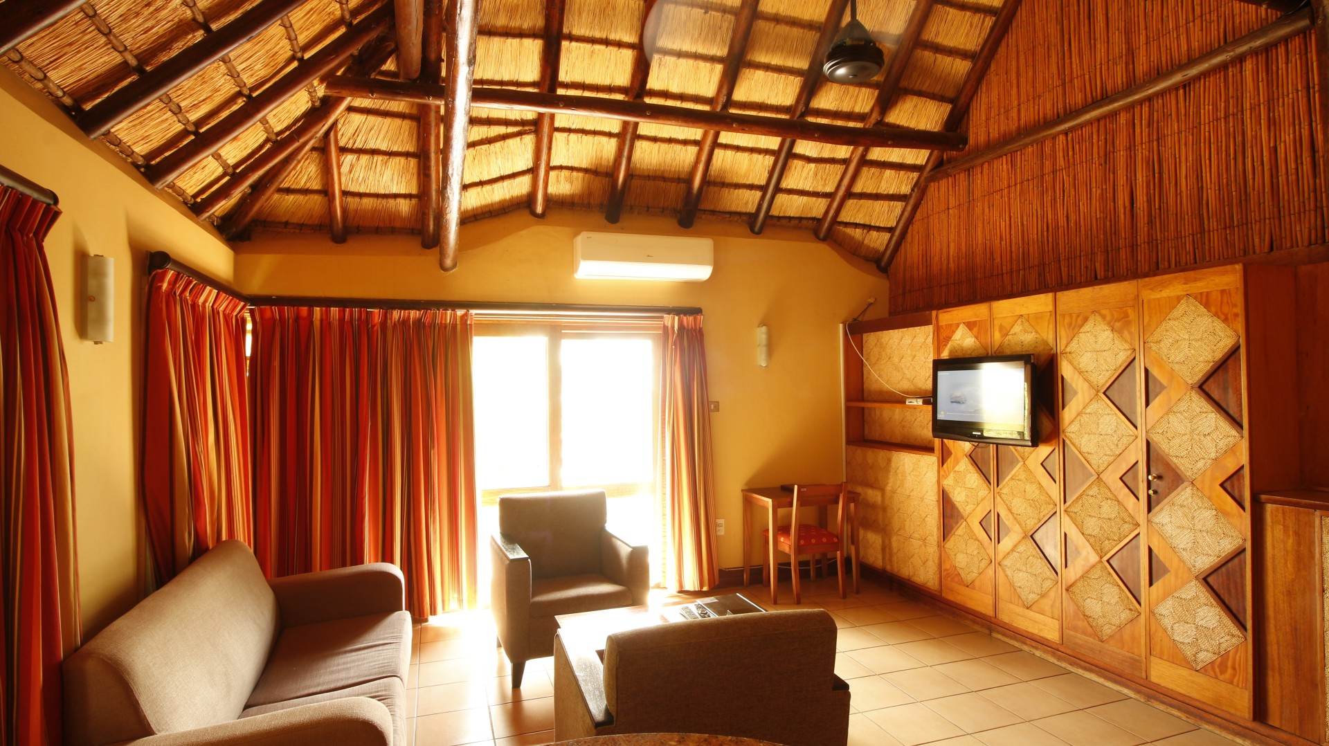 Hluhluwe-iMfolozi Park (Hilltop)